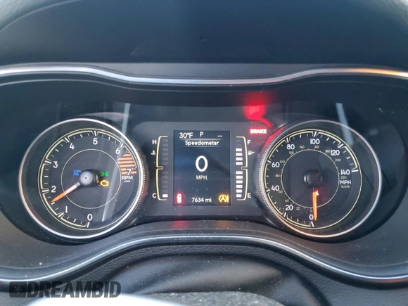 2020 Jeep Cherokee Latitude Plus with VIN 1C4PJMLB1LD560252, listed as a Copart auction lot 87490394 with 7,634 mi miles and Salvage Title. Bid and sale history available at DreamBid. Image 9.
