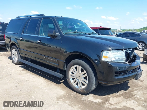 2013 Lincoln Navigator z VIN 5LMJJ3J54DEL08819, wystawiony jako IAAI lot #42234551 z przebiegiem 235 518 mil mil oraz . Historia ofert i sprzedaży dostępna na DreamBid. Obrazek 1.