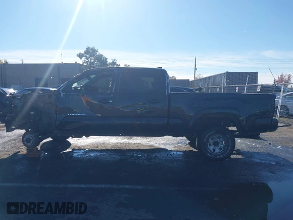 2017 Toyota Tacoma SR5 with VIN 3TMDZ5BN3HM023276, listed as a IAAI auction lot 40878881 with Not Provided miles and . Bid and sale history available at DreamBid. Image 15.