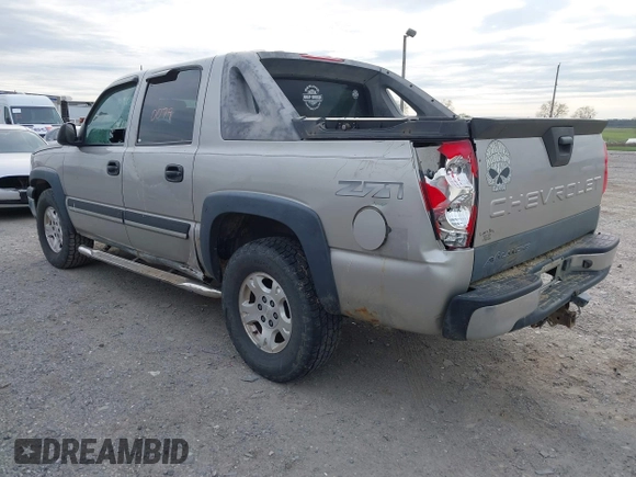 2004 Chevrolet Avalanche Z71 with VIN 3GNEK12T34G257773, listed as a IAAI auction lot 42060079 with 207,227 mi miles. Bid and sale history available at carsss.com. Image 3.