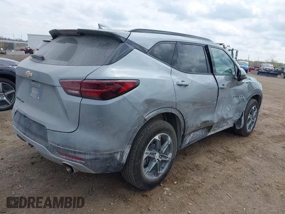 2023 Chevrolet Blazer LT с VIN 3GNKBHR40PS235497, выставлен на аукционе IAAI как лот 42124586 с пробегом 20 533 миль миль и . История ставок и продаж доступна на DreamBid. Изображение 4.