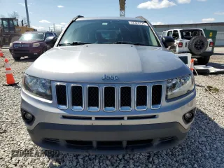 2017 Jeep Compass Sport with VIN 1C4NJCBA6HD123526, listed as a Copart auction lot 52324725 with 169,861 mi miles and Salvage Title. Bid and sale history available at carsss.com. Image 5.