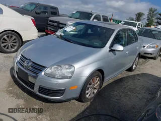 2010 Volkswagen Jetta Sedan Limited with VIN 3VWRZ7AJ2AM130287, listed as a IAAI auction lot 41964394 with 178,061 mi miles. Bid and sale history available at carsss.com. Image 2.