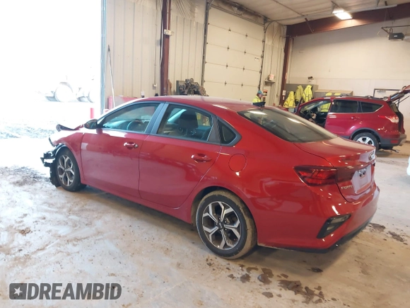 2021 Kia Forte LXS z VIN 3KPF24AD6ME326248, wystawiony jako IAAI lot #41760681 z przebiegiem 83 716 mil mil oraz . Historia ofert i sprzedaży dostępna na DreamBid. Obrazek 3.