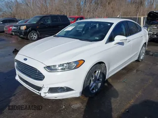 2013 Ford Fusion SE with VIN 3FA6P0HRXDR243139, listed as a IAAI auction lot 41441509 with 196,961 mi miles and . Bid and sale history available at DreamBid. Image 18.