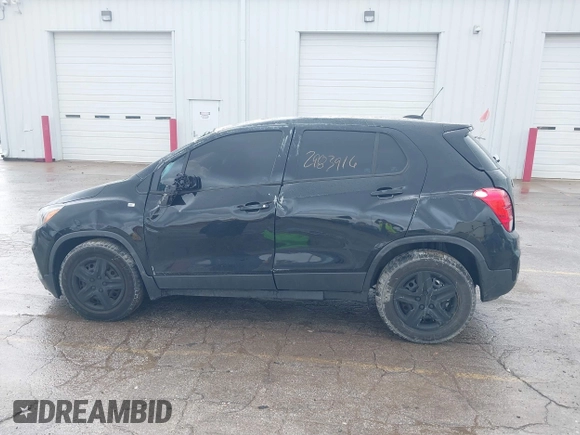 2018 Chevrolet Trax LS with VIN 3GNCJKSB5JL250074, listed as a IAAI auction lot 41727033 with 91,116 mi miles. Bid and sale history available at carsss.com. Image 14.