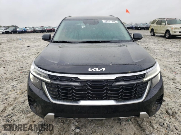 2024 Kia Seltos S z VIN KNDEU2AA0R7551238, wystawiony jako Copart lot #50701335 z przebiegiem 19 498 mil mil oraz Szkoda całkowita • Salvage title. Historia ofert i sprzedaży dostępna na DreamBid. Obrazek 5.