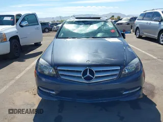 2011 Mercedes-Benz C 300 Sport с VIN WDDGF5EB3BA496547, выставлен на аукционе IAAI как лот 41631748 с пробегом 92 588 миль миль и . История ставок и продаж доступна на DreamBid. Изображение 6.