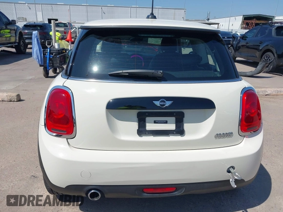 2016 MINI Hardtop with VIN WMWXP5C54G3B76234, listed as a IAAI auction lot 41971876 with 34,800 mi miles and . Bid and sale history available at DreamBid. Image 16.