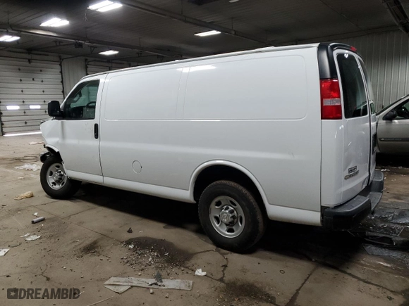 2017 Chevrolet Express Cargo Van with VIN 1GCWGAFF4H1324582, listed as a Copart auction lot 46579425 with 137,361 mi miles and Clean Title. Bid and sale history available at carsss.com. Image 2.