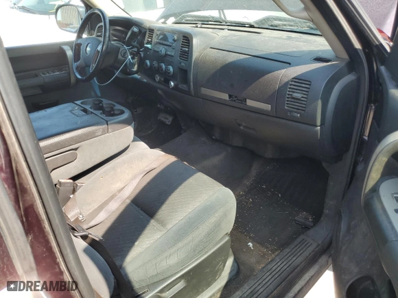2009 Chevrolet Silverado 1500 LT with VIN 1GCEK29C49Z240699, listed as a Copart auction lot 70318644 with 294,412 mi miles and Salvage Title. Bid and sale history available at carsss.com. Image 8.