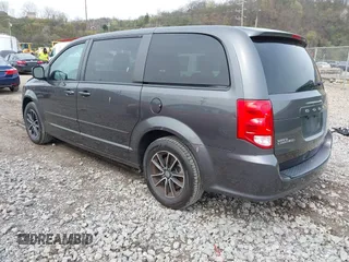 2016 Dodge Grand Caravan SE with VIN 2C4RDGBG1GR388807, listed as a IAAI auction lot 42010574 with 140,103 mi miles and . Bid and sale history available at DreamBid. Image 3.