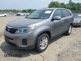 2014 Kia Sorento LX with VIN 5XYKTCA65EG467436, listed as a IAAI auction lot 42177293 with 144,387 mi miles. Bid and sale history available at carsss.com. Image 2.