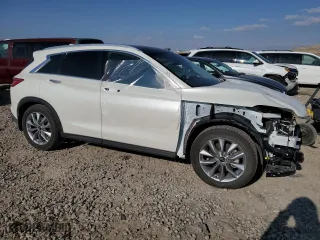 2021 Infiniti QX50 LUXE with VIN 3PCAJ5BB1MF115520, listed as a Copart auction lot 67252942 with 9,242 mi miles. Bid and sale history available at carsss.com. Image 4.