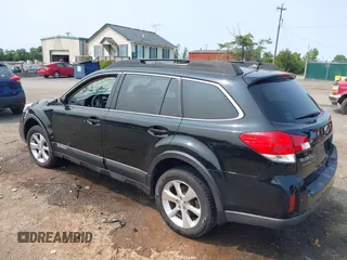 2014 Subaru Outback Limited with VIN 4S4BRDLC4E2280332, listed as a IAAI auction lot 42401656 with 208,997 mi miles and . Bid and sale history available at DreamBid. Image 3.