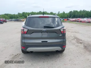2017 Ford Escape SE с VIN 1FMCU9GD3HUD71233, выставлен на аукционе IAAI как лот 42449711 с пробегом 107 666 миль миль и . История ставок и продаж доступна на DreamBid. Изображение 16.