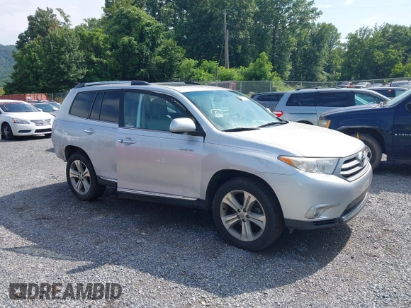 2013 Toyota Highlander Limited with VIN 5TDDK3EH5DS181238, listed as a IAAI auction lot 42485351 with 76,463 mi miles and . Bid and sale history available at DreamBid. Image 1.