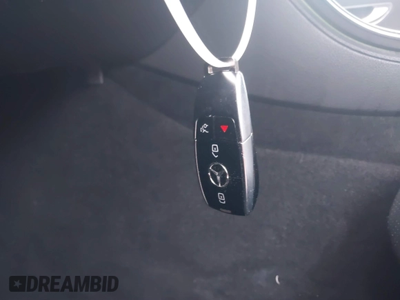 2018 Mercedes-Benz E 400 with VIN WDDZH6GB5JA430425, listed as a IAAI auction lot 41624665 with 81,100 mi miles and . Bid and sale history available at DreamBid. Image 11.
