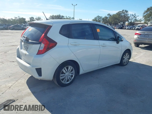 2015 Honda Fit LX with VIN 3HGGK5H52FM760590, listed as a IAAI auction lot 41176103 with 1 mi miles. Bid and sale history available at carsss.com. Image 4.