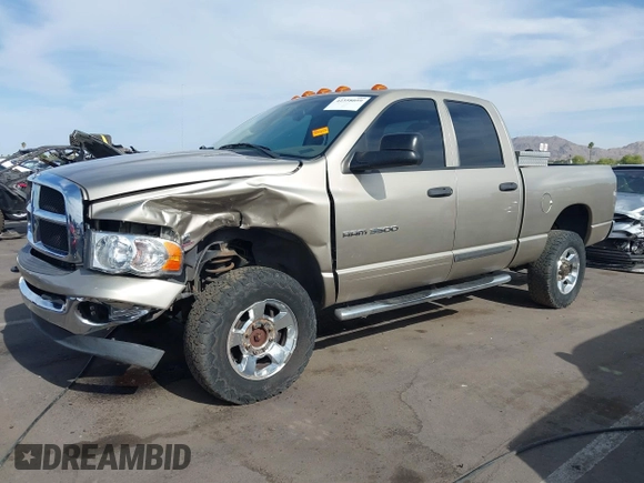 2005 Dodge 3500 SLT z VIN 3D7LS38C15G776041, wystawiony jako IAAI lot #42358059 z przebiegiem 93 860 mil mil oraz . Historia ofert i sprzedaży dostępna na DreamBid. Obrazek 6.