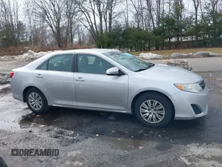 2014 Toyota Camry L with VIN 4T4BF1FK3ER425879, listed as a IAAI auction lot 41772525 with 180,910 mi miles. Bid and sale history available at carsss.com. Image 13.