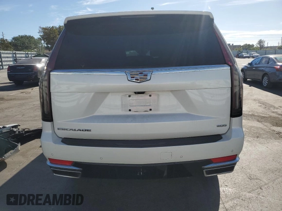 2021 Cadillac Escalade z VIN 1GYS3KKL3MR443385, wystawiony jako Copart lot #50169975 z przebiegiem 127 348 mil mil oraz Szkoda całkowita • Salvage title. Historia ofert i sprzedaży dostępna na DreamBid. Obrazek 6.