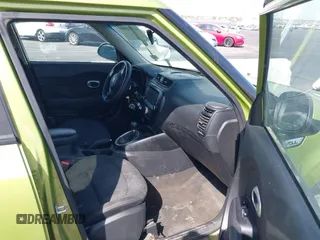 2018 Kia Soul + with VIN KNDJP3A59J7890907, listed as a IAAI auction lot 41916989 with 122,957 mi miles. Bid and sale history available at carsss.com. Image 5.