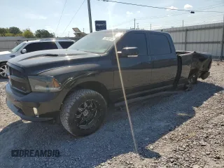 2015 Ram 1500 Sport z VIN 1C6RR7UT8FS626250, wystawiony jako Copart lot #72610974 z przebiegiem 208 761 mil mil oraz Szkoda całkowita • Salvage title. Historia ofert i sprzedaży dostępna na DreamBid. Obrazek 1.