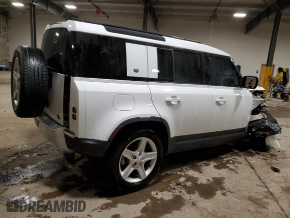 2020 Land Rover Defender SE with VIN SALEP7EU9L2022313, listed as a Copart auction lot 84724134 with 64,136 mi miles and Salvage title. Bid and sale history available at DreamBid. Image 3.