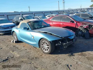 2003 BMW Z4 2.5i with VIN 4USBT33403LS47449, listed as a IAAI auction lot 41380607 with 139,804 mi miles. Bid and sale history available at carsss.com. Image 1.