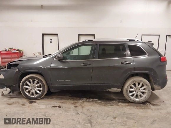 2015 Jeep Cherokee Limited with VIN 1C4PJLDS2FW643738, listed as a IAAI auction lot 41719033 with 102,630 mi miles and . Bid and sale history available at DreamBid. Image 14.