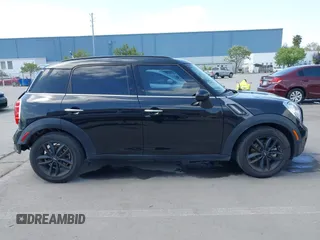 2016 MINI Countryman S with VIN WMWZC3C50GWT08510, listed as a IAAI auction lot 42046902 with 103,178 mi miles and . Bid and sale history available at DreamBid. Image 14.