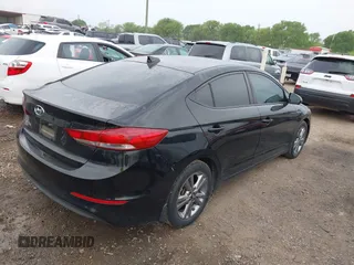 2018 Hyundai Elantra SEL z VIN KMHD84LF2JU492179, wystawiony jako IAAI lot #41883084 z przebiegiem 39 642 mil mil oraz . Historia ofert i sprzedaży dostępna na DreamBid. Obrazek 4.