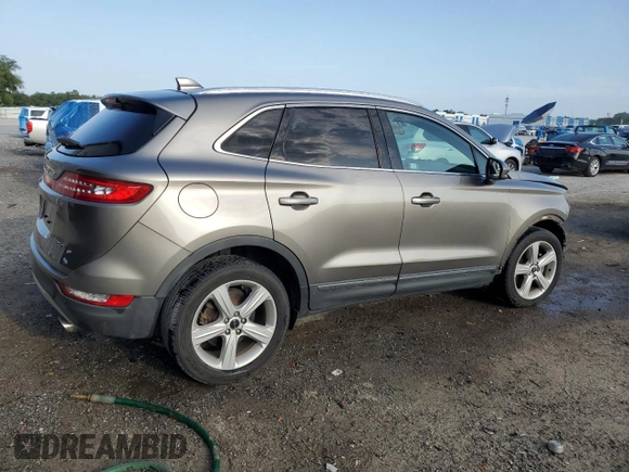 2017 Lincoln MKC Premiere z VIN 5LMCJ1C95HUL16078, wystawiony jako Copart lot #55853005 z przebiegiem 114 821 mil mil oraz Szkoda całkowita • Salvage title. Historia ofert i sprzedaży dostępna na DreamBid. Obrazek 3.