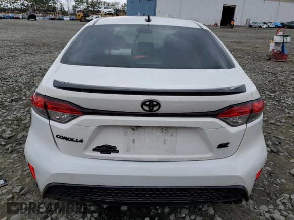 2020 Toyota Corolla SE with VIN 5YFS4RCE6LP035709, listed as a Copart auction lot 50902875 with 57,003 mi miles and Salvage Title. Bid and sale history available at DreamBid. Image 6.