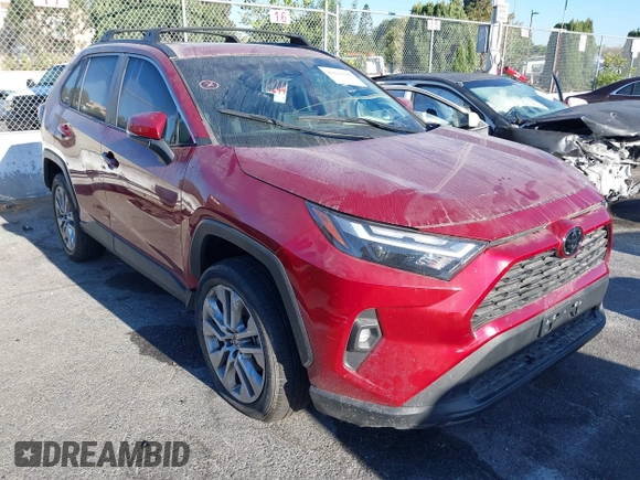 2022 Toyota RAV4 XLE Premium with VIN 2T3C1RFVXNW186053, listed as a IAAI auction lot 40141648 with 7,598 mi miles. Bid and sale history available at carsss.com. Image 1.