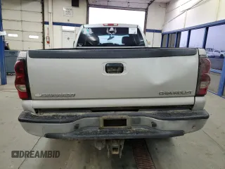 2005 Chevrolet Silverado 3500 SRW LT with VIN 1GCHK33285F869381, listed as a Copart auction lot 86588264 with 0 mi miles and Salvage Title. Bid and sale history available at carsss.com. Image 6.