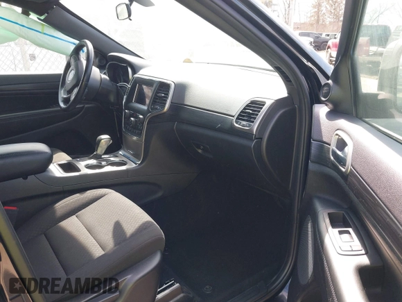 2021 Jeep Grand Cherokee Laredo X with VIN 1C4RJFAG7MC502866, listed as a IAAI auction lot 41841328 with 59,870 mi miles and . Bid and sale history available at DreamBid. Image 5.