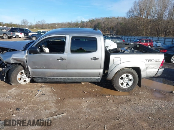 2014 Toyota Tacoma with VIN 3TMLU4EN5EM135783, listed as a IAAI auction lot 41520091 with 188,973 mi miles. Bid and sale history available at carsss.com. Image 14.