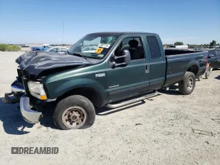 2002 Ford Super Duty F-250 XL with VIN 1FTNX21F72EB84424, listed as a Copart auction lot 70821714 with 0 mi miles and Salvage Title. Bid and sale history available at carsss.com. Image 1.