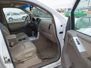 2008 Nissan Pathfinder S with VIN 5N1AR18U58C650987, listed as a IAAI auction lot 41579276 with 197,063 mi miles. Bid and sale history available at carsss.com. Image 5.
