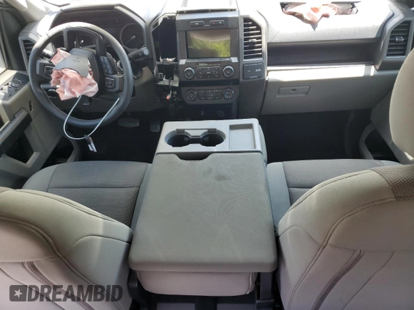 2022 Ford F-250 XL z VIN 1FT7W2B62NEG39923, wystawiony jako Copart lot #62385135 z przebiegiem Nie podano mil oraz Szkoda całkowita • Salvage title. Historia ofert i sprzedaży dostępna na DreamBid. Obrazek 8.
