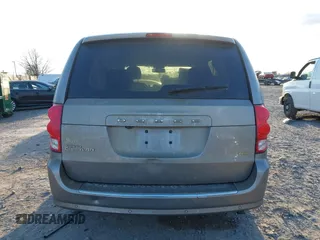 2018 Dodge Grand Caravan SE z VIN 2C4RDGBG9JR364276, wystawiony jako IAAI lot #41343237 z przebiegiem 110 893 mil mil oraz . Historia ofert i sprzedaży dostępna na DreamBid. Obrazek 15.