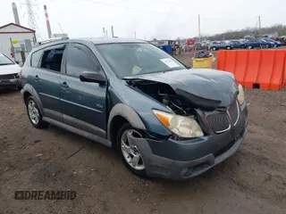 2007 Pontiac Vibe with VIN 5Y2SL65877Z435847, listed as a IAAI auction lot 40852492 with 225,086 mi miles. Bid and sale history available at carsss.com. Image 1.