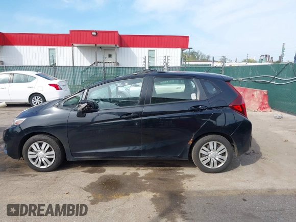 2016 Honda Fit LX z VIN JHMGK5H58GX029106, wystawiony jako IAAI lot #42108392 z przebiegiem 146 980 mil mil oraz . Historia ofert i sprzedaży dostępna na DreamBid. Obrazek 14.