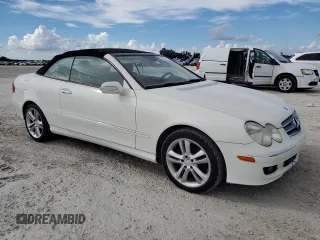 2008 Mercedes-Benz CLK 350 with VIN WDBTK56F78F251122, listed as a Copart auction lot 73884774 with 80,444 mi miles and Salvage Title. Bid and sale history available at carsss.com. Image 4.