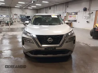 2022 Nissan Rogue SV with VIN 5N1BT3BB2NC722538, listed as a IAAI auction lot 41511198 with 64,820 mi miles and . Bid and sale history available at carsss.com. Image 12.