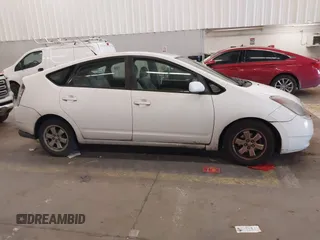 2004 Toyota Prius with VIN JTDKB20U540007016, listed as a IAAI auction lot 41762070 with 190,786 mi miles. Bid and sale history available at carsss.com. Image 13.