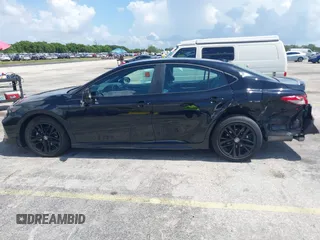 2025 Toyota Camry LE z VIN 4T1DAACK0SU024677, wystawiony jako IAAI lot #42468532 z przebiegiem 21 937 mil mil oraz . Historia ofert i sprzedaży dostępna na DreamBid. Obrazek 14.