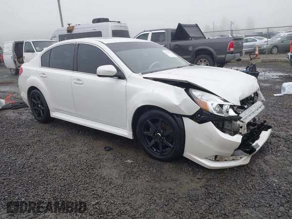 2014 Subaru Legacy Limited z VIN 4S3BMBL6XE3023395, wystawiony jako IAAI lot #41336584 z przebiegiem 112 898 mil mil oraz . Historia ofert i sprzedaży dostępna na DreamBid. Obrazek 1.